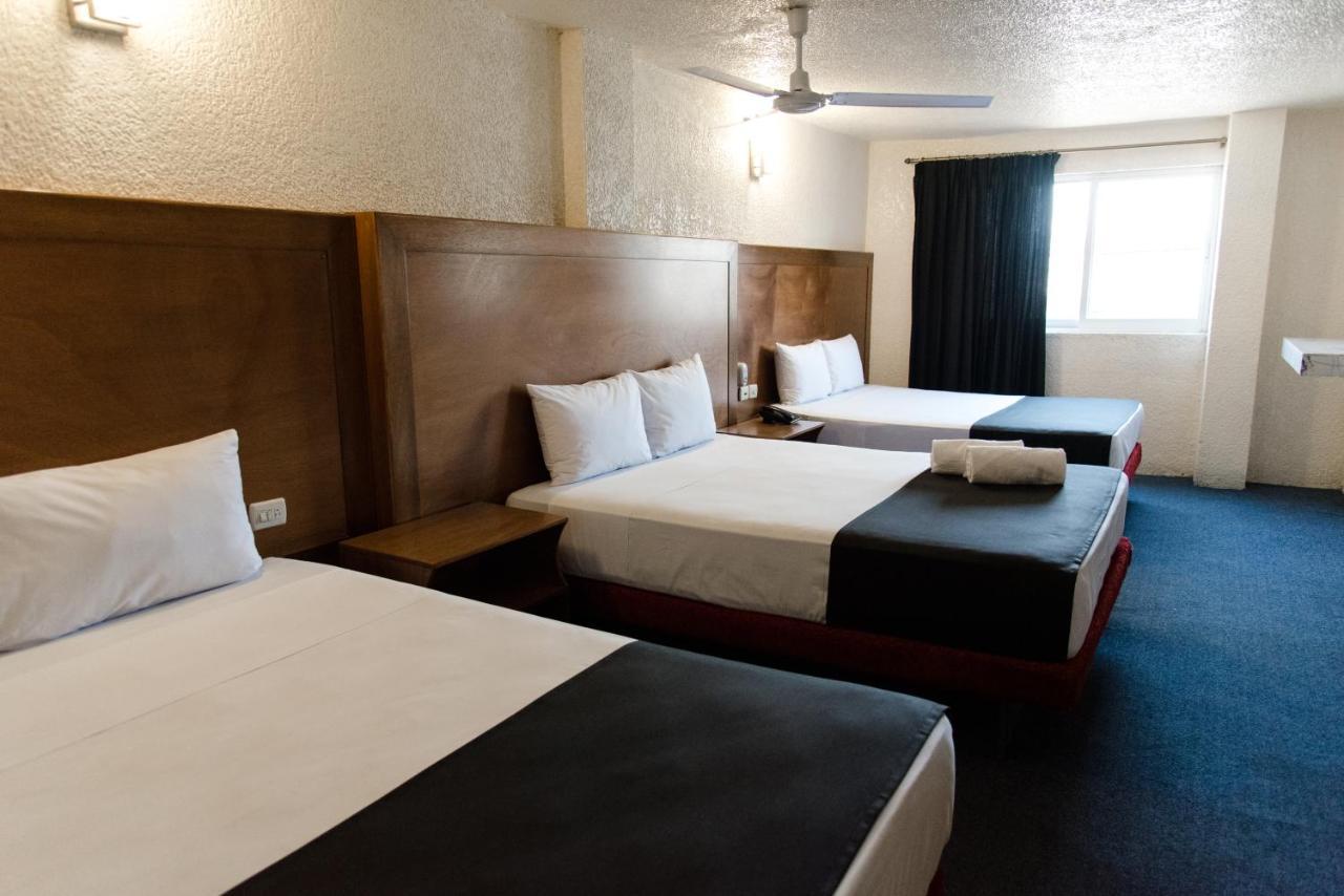 Hotel Central Irapuato - Hotel En Ирапуато Екстериор снимка